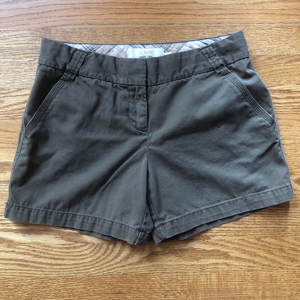 J. Crew Women’s City Fit Shorts 4 Small
